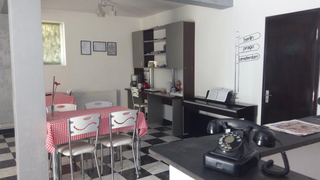 B&B Duo Caffe Βουκουρέστι Εξωτερικό φωτογραφία